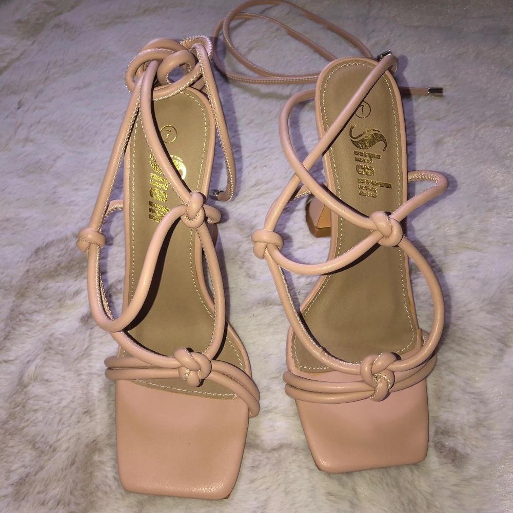 Strapy sandals nwt